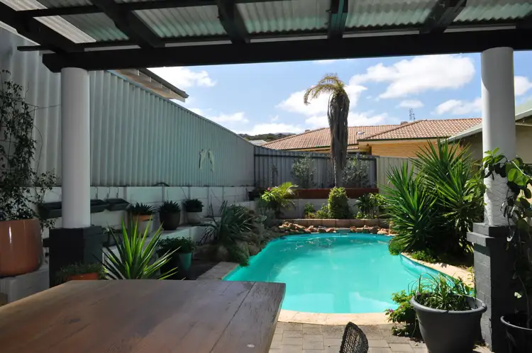 1 Turban Court, Wandina WA 6530