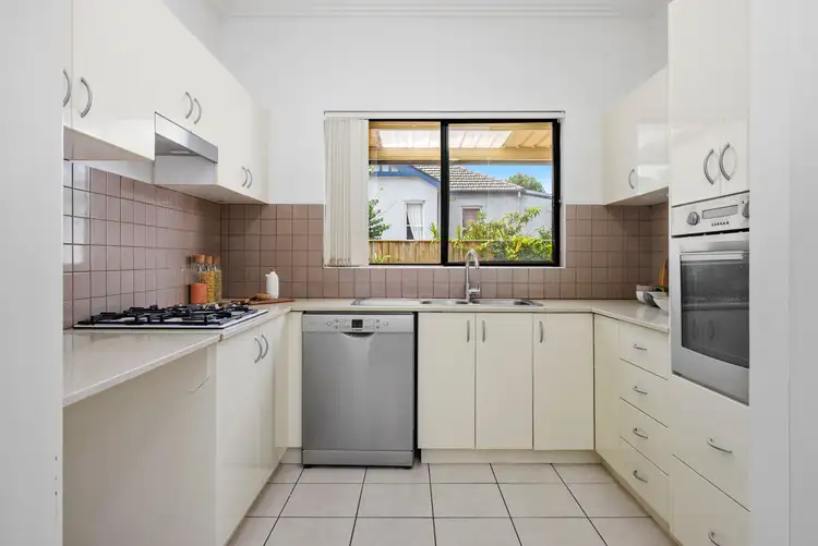 Fourth view of Homely unit listing, 4/1 The Comenarra Parkway, Thornleigh NSW 2120