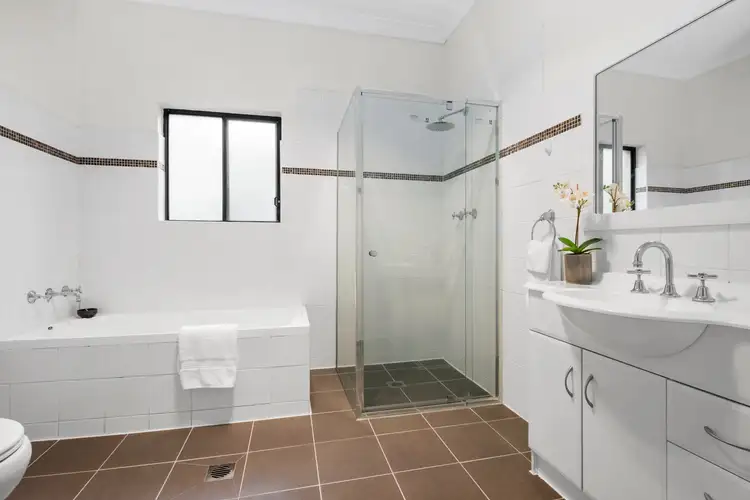 Sixth view of Homely unit listing, 4/1 The Comenarra Parkway, Thornleigh NSW 2120