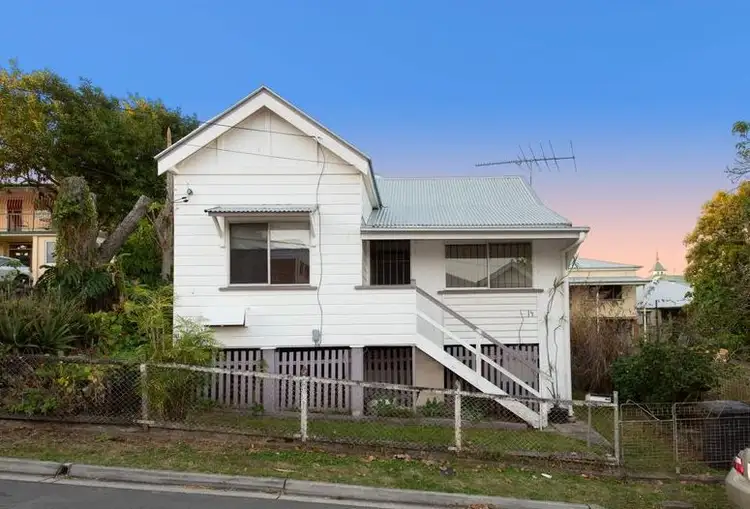 14 Longwood Street, Woolloongabba QLD 4102