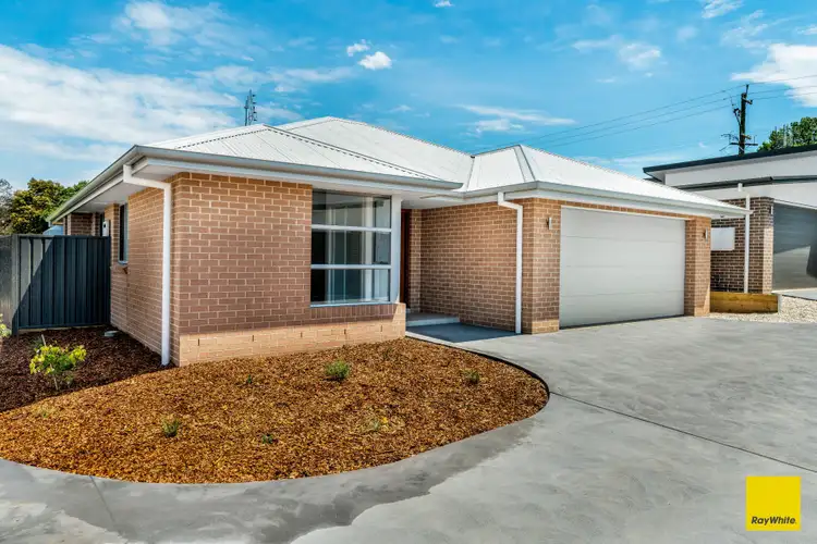 2/75 Yalwal Road, West Nowra NSW 2541