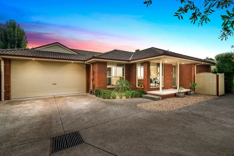 2/16 Orchard Street, Kilsyth VIC 3137