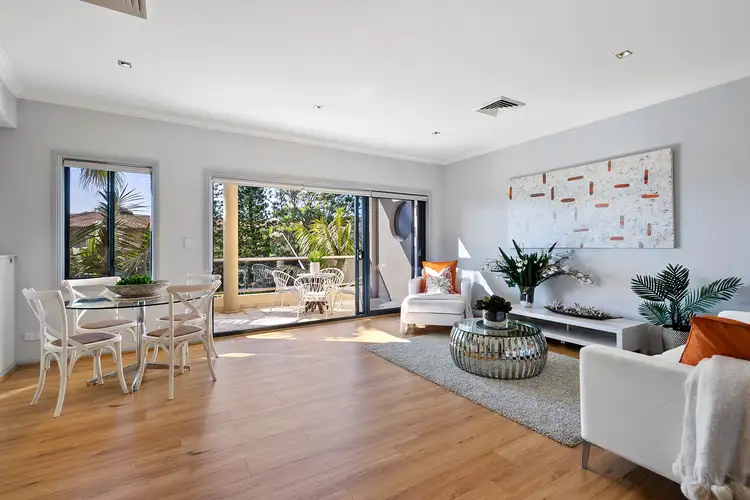 Third view of Homely apartment listing, 6/17-19 Boronia Street, Dee Why NSW 2099