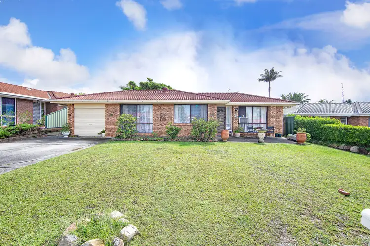 4 Jane Close, Lake Haven NSW 2263