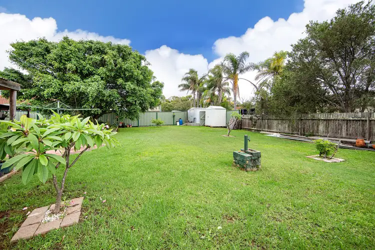 Fourth view of Homely house listing, 4 Jane Close, Lake Haven NSW 2263
