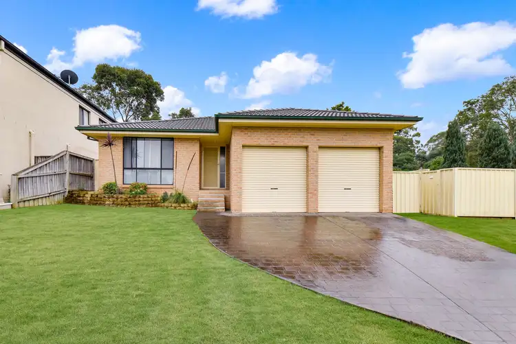 15 McLaughlin Circuit, Bradbury NSW 2560