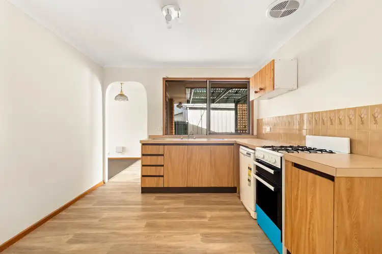 Third view of Homely house listing, 5 Morley Court, Frankston VIC 3199