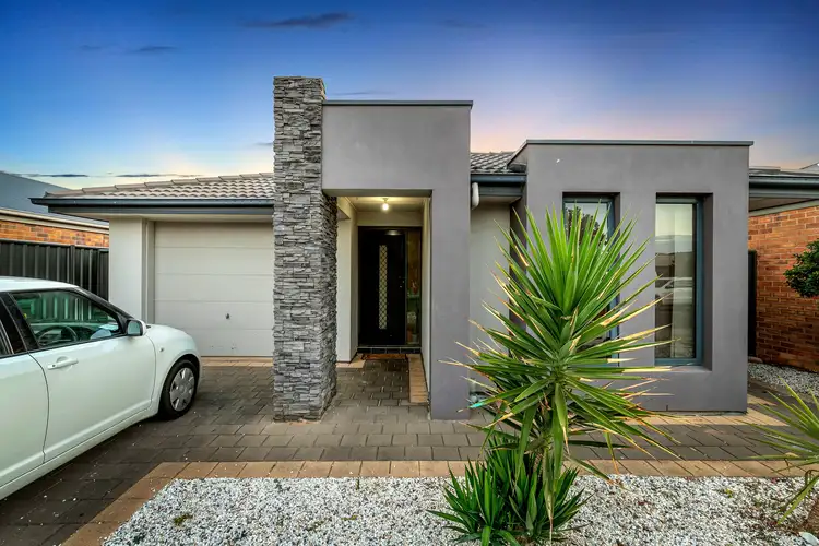 6 Wattlebird Drive, Burton SA 5110