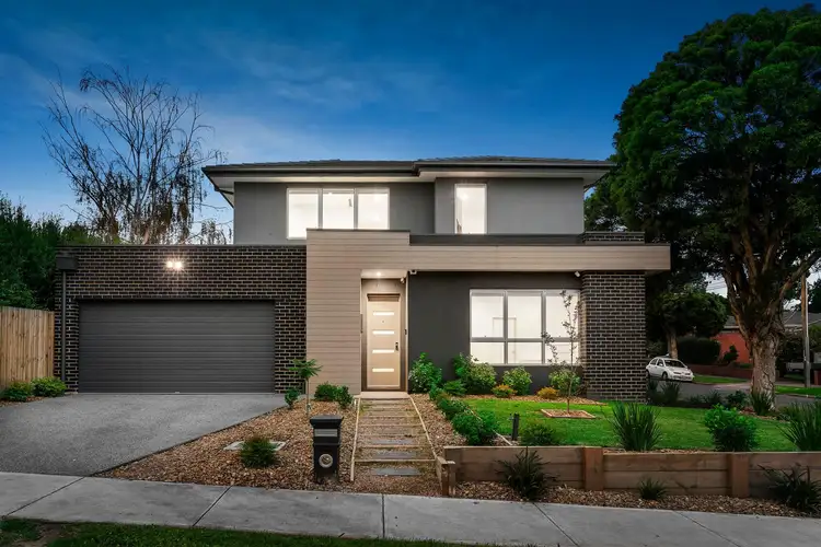 9 Eyre Street, Burwood VIC 3125