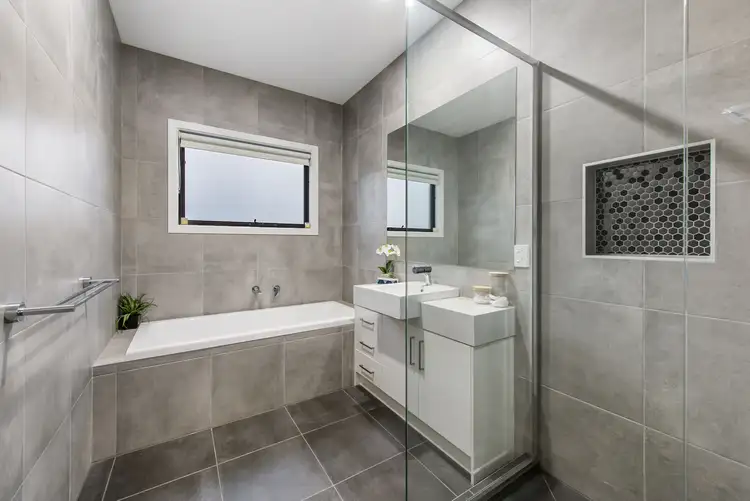 Sixth view of Homely house listing, 3 Henbury Way, Taylors Lakes VIC 3038