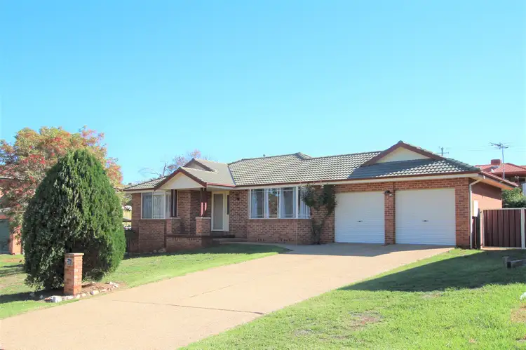 24 Jim Anderson Avenue, Young NSW 2594