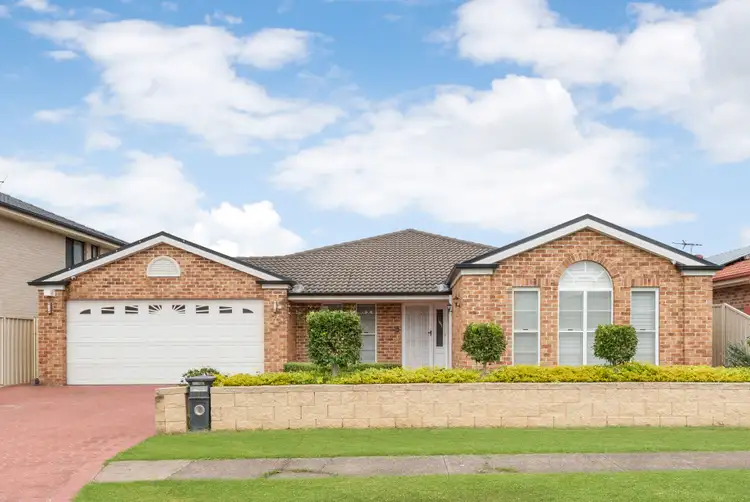 6 Molise Street, Prestons NSW 2170