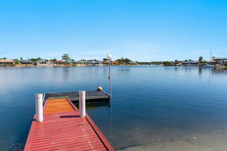 25 Melaleuca Drive, Yamba NSW 2464