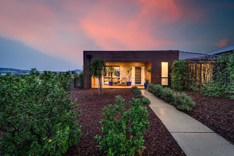 17 Dot Butler Street, Wright ACT 2611