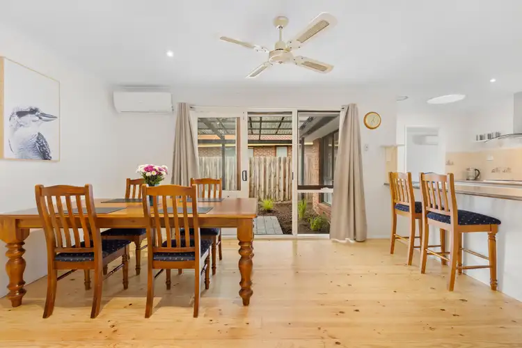 Sixth view of Homely house listing, 3 Dunrobin Court, Carrum Downs VIC 3201