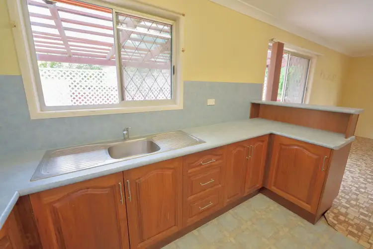 Fifth view of Homely house listing, 10 Atholl Court, Kin Kora QLD 4680
