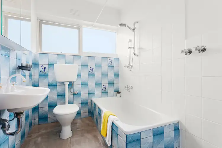 Fifth view of Homely apartment listing, 5/302 Grange Road, Ormond VIC 3204