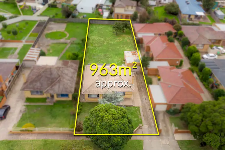 16 Elliot Street, Reservoir VIC 3073