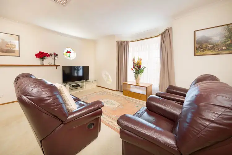 Fifth view of Homely house listing, 8 Worsley Place, Lavington NSW 2641