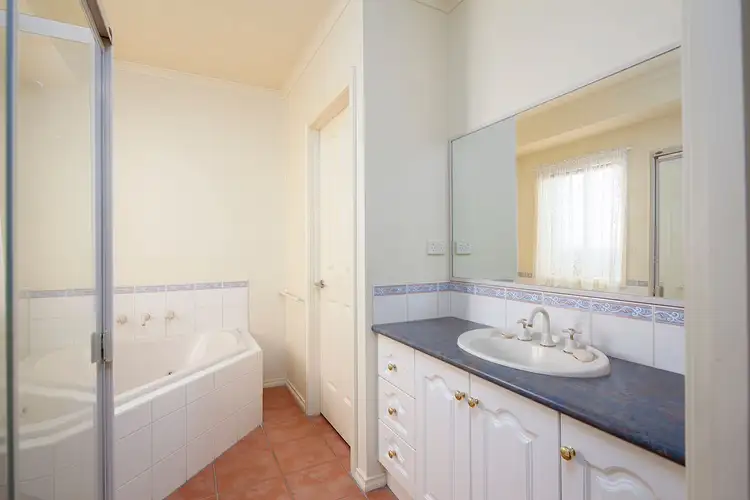 Fifth view of Homely house listing, 6 Satinwood Court, Langwarrin VIC 3910