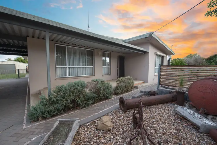 27 Burton Street, Swan Hill VIC 3585
