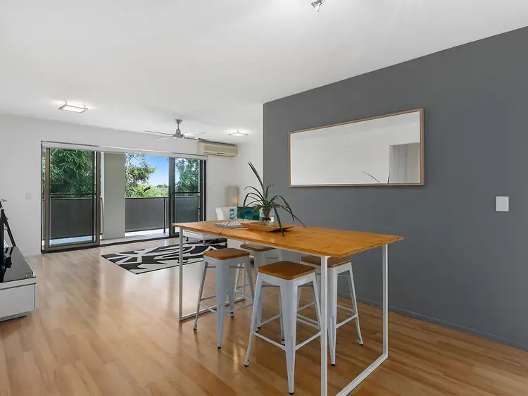 Main view of Homely unit listing, 2/31 Katharina Street, Noosa Heads QLD 4567