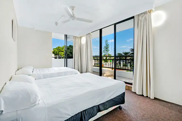 Fifth view of Homely unit listing, 4/2943 Surfers Paradise Boulevard, Surfers Paradise QLD 4217