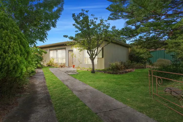 5 Moomba Avenue, Seaford VIC 3198