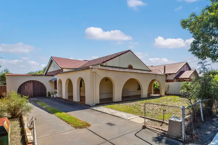 9 Hereford Avenue, Trinity Gardens SA 5068