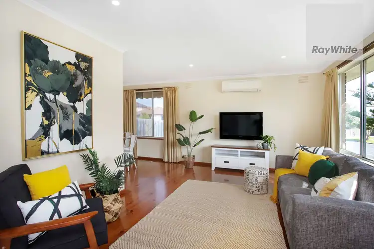 Sixth view of Homely house listing, 1 Bay Court, Gladstone Park VIC 3043