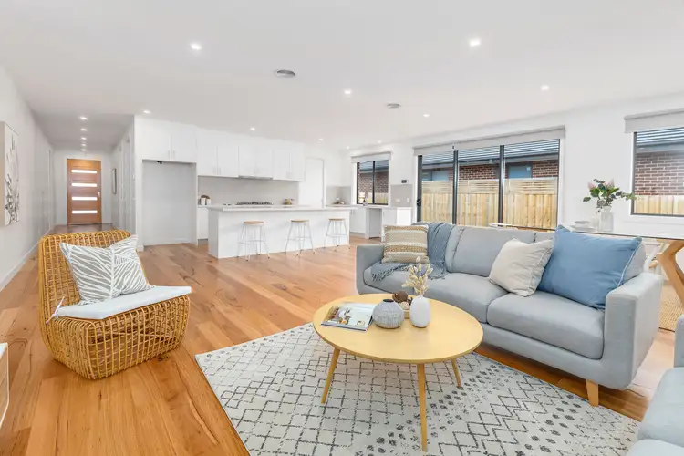 2/8 William Hunter Court, Rosebud VIC 3939