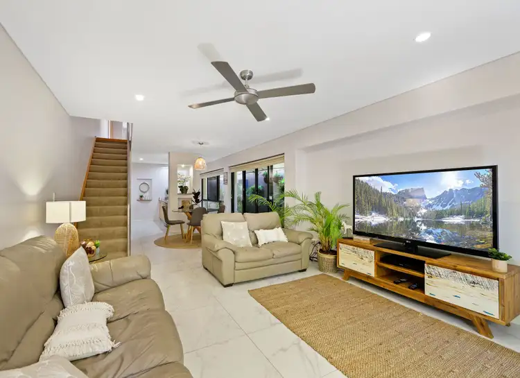 Sixth view of Homely villa listing, 2/38 Alfred Street, Mermaid Beach QLD 4218