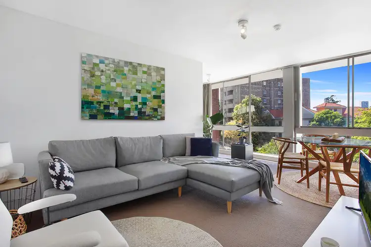 Main view of Homely apartment listing, 9/41-49 Roslyn Gardens, Elizabeth Bay NSW 2011