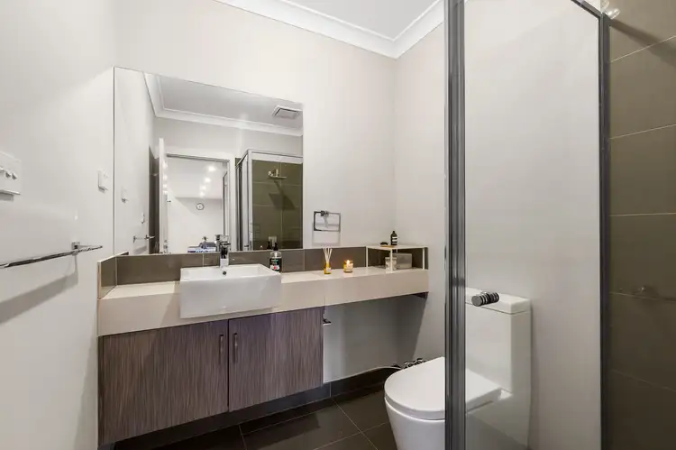 Fifth view of Homely townhouse listing, 6 Vantage Close, Ringwood VIC 3134