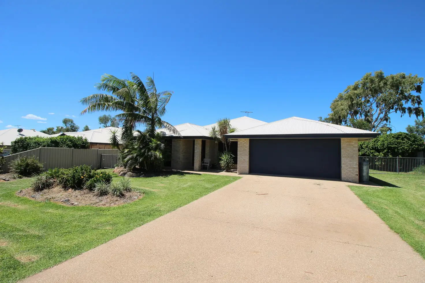 Main view of Homely house listing, 4 Mooney Crescent, Emerald QLD 4720