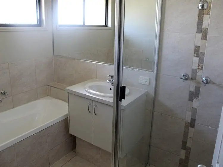 Sixth view of Homely house listing, 4 Mooney Crescent, Emerald QLD 4720