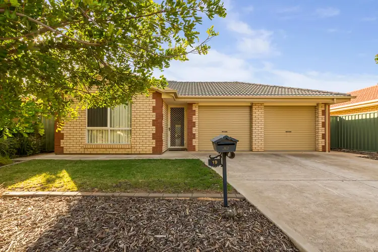 (D.H.A) Defence Housing Australia, Evanston Gardens SA 5116
