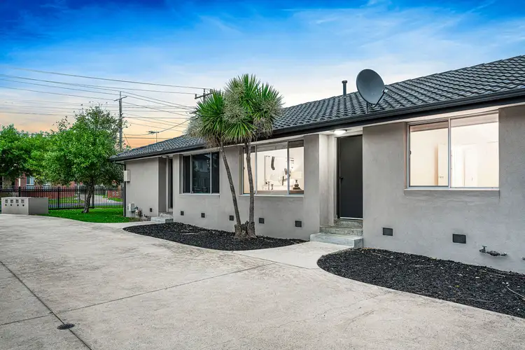 2/13 Oakes Avenue, Clayton South VIC 3169