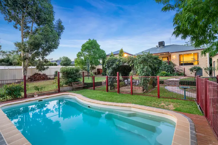 Second view of Homely house listing, 25 Foxglove Terrace, Baranduda VIC 3691