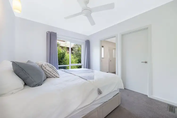Fourth view of Homely house listing, 19 Mayfield Drive, Mount Waverley VIC 3149