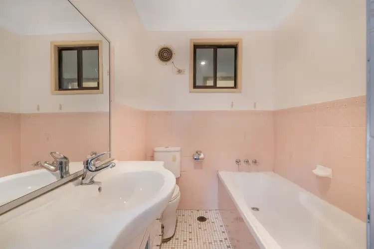 Fifth view of Homely house listing, 9 Gabo, Sadleir NSW 2168
