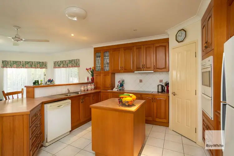 Second view of Homely house listing, 6 Seavista Court, Victoria Point QLD 4165