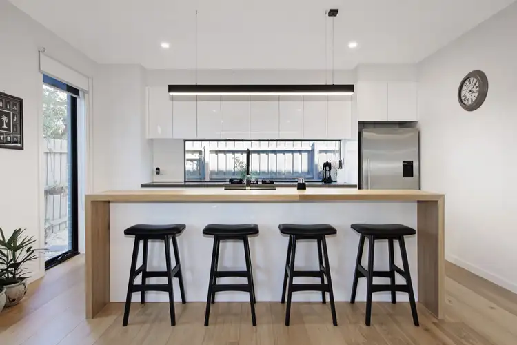 5a Cowley Street, Mccrae VIC 3938
