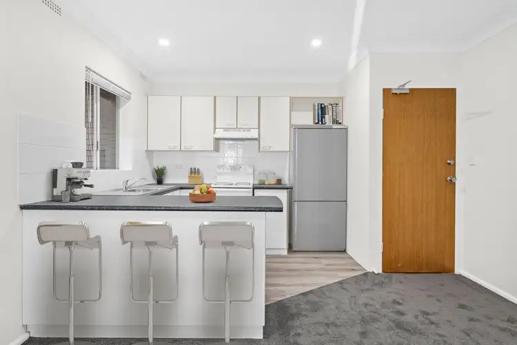 Third view of Homely unit listing, 1/23 Hillcrest Street, Wollongong NSW 2500