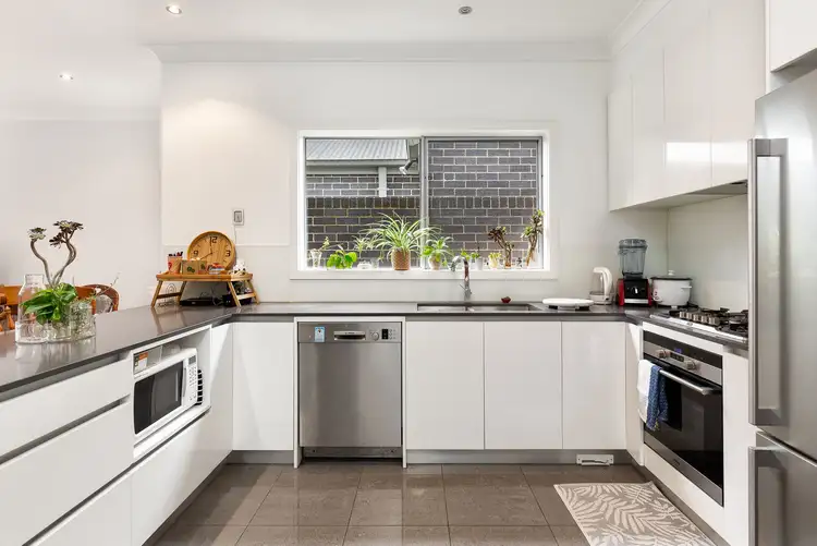 Fifth view of Homely unit listing, 3/28 Buchanan Road, Berwick VIC 3806