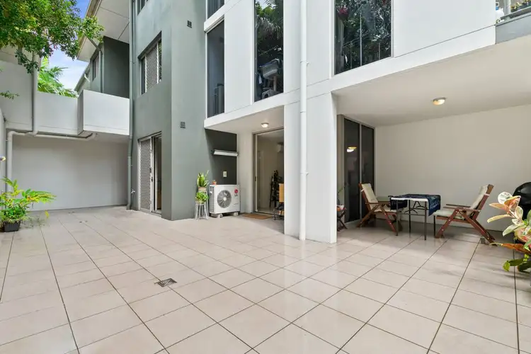 Fourth view of Homely unit listing, 6/11 Riding Road, Hawthorne QLD 4171