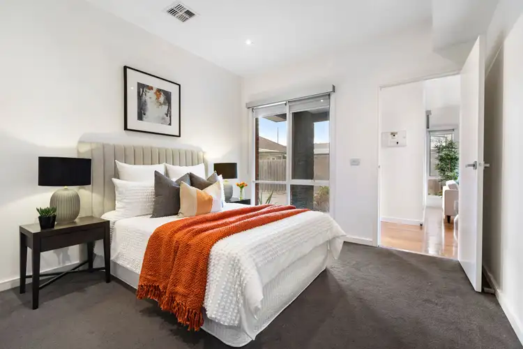 Fifth view of Homely townhouse listing, 2/16 Sumersett Avenue, Oakleigh South VIC 3167