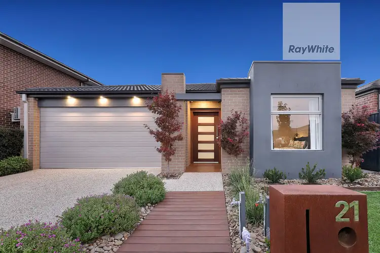 21 Scarlet Drive, Greenvale VIC 3059