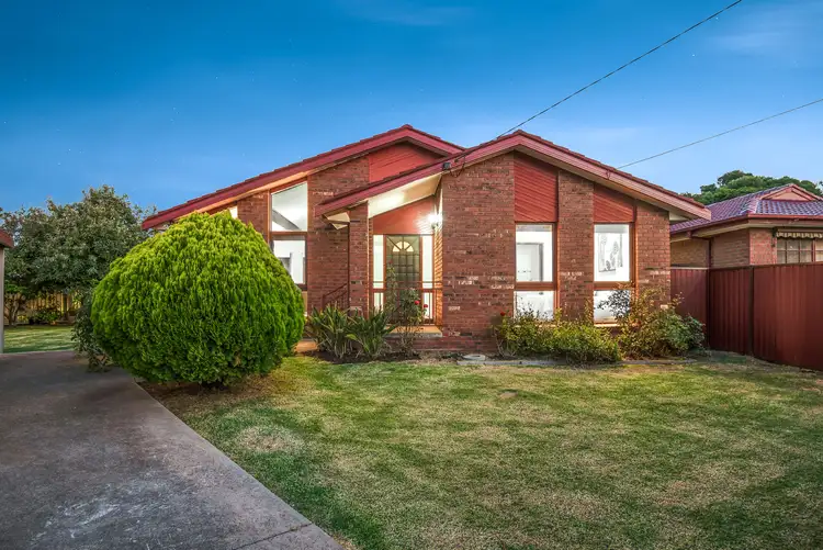 35 Murchison Crescent, Clayton South VIC 3169