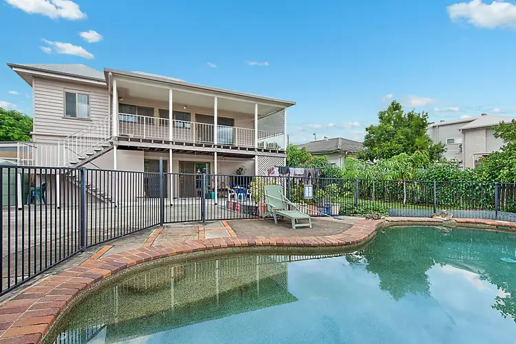 122 Graceville Avenue, Graceville QLD 4075